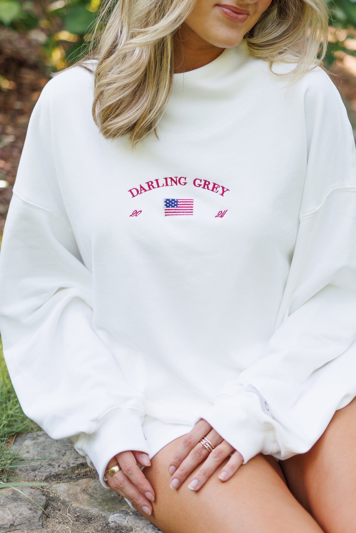 Magnolia White American Darling Mockneck