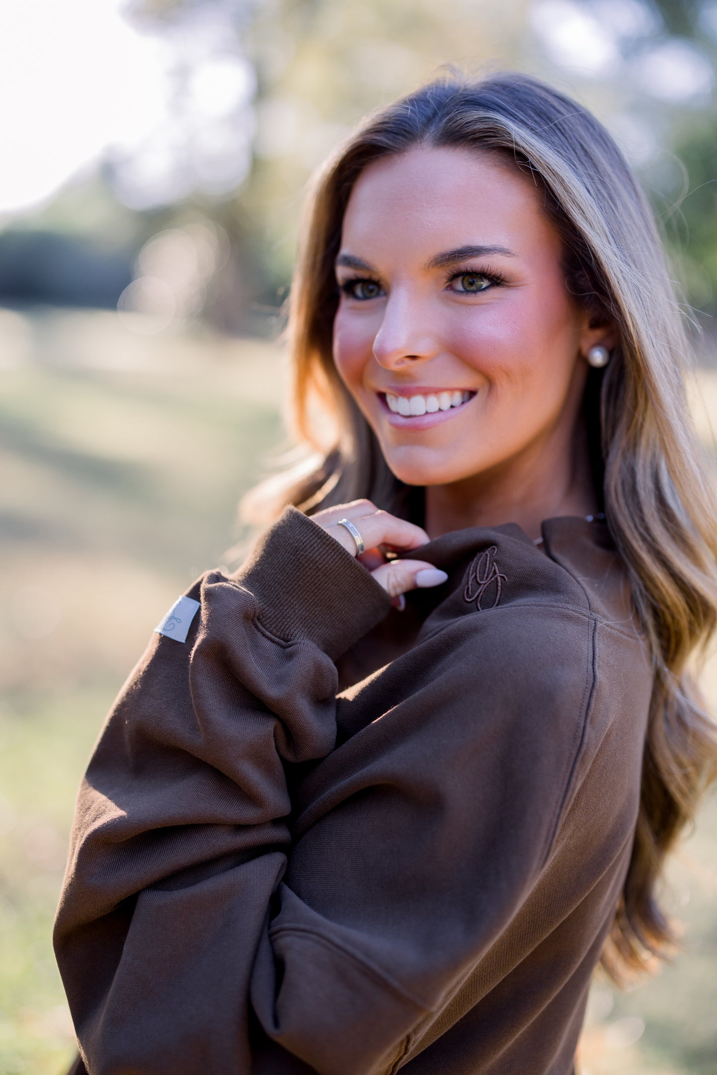 DG Classic Brown Mockneck